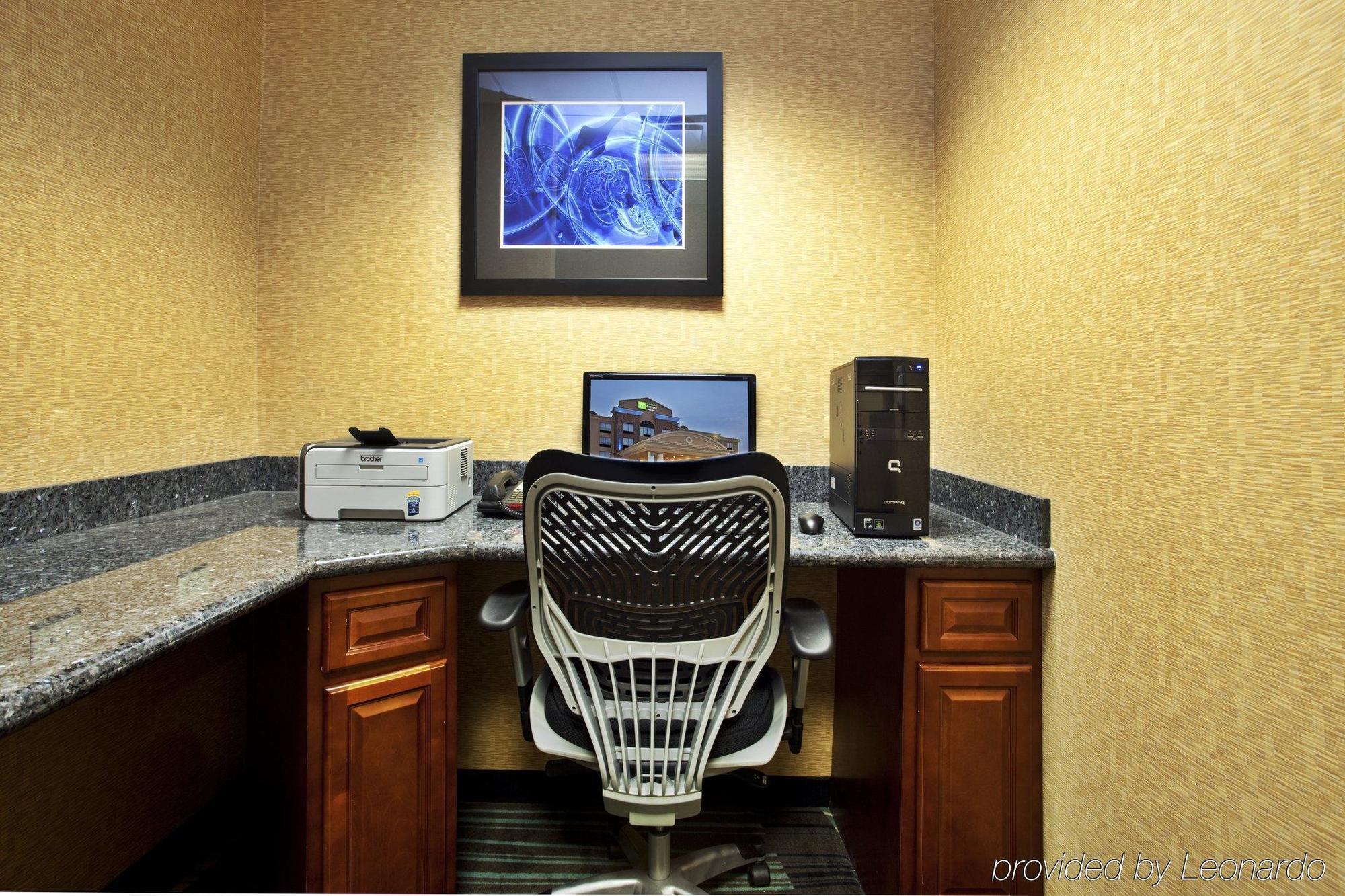 Holiday Inn Express Hotel & Suites Baton Rouge -Port Allen By Ihg Facilidades foto